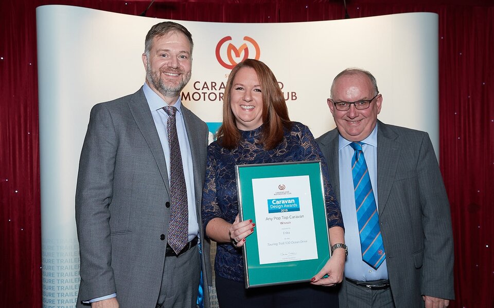 Press picture "Handover of Caravan design award for the ERIBA Ocean Drive"